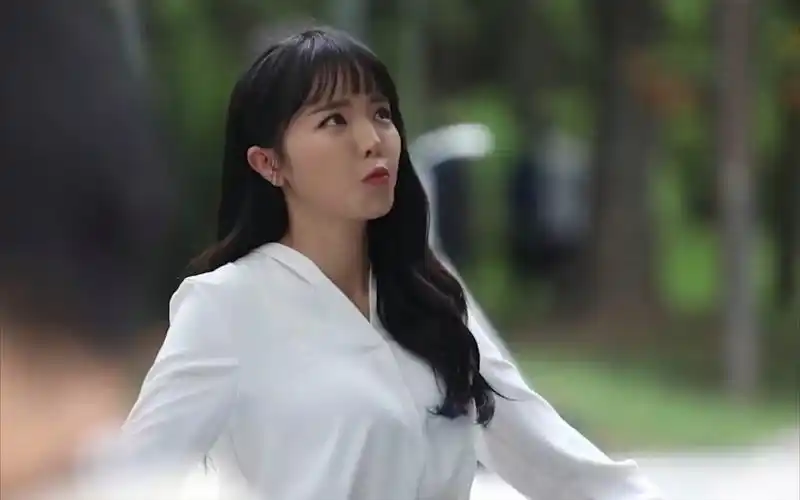 洪真英直拍可爱瞬间合集!这样又美又可爱的女神没有之一!