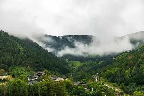 写美篇  五台山(mount wutai),国家aaaaa级旅游景区,国家重点风景名胜