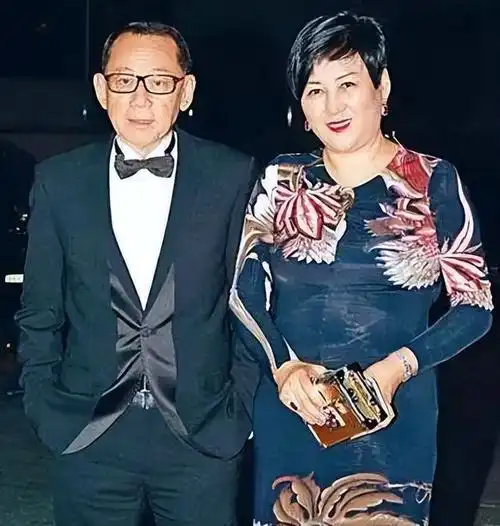 出轨女星,老婆带人捉奸,香港豪门杨受成比你想得更精彩|谢霆锋|陆小曼