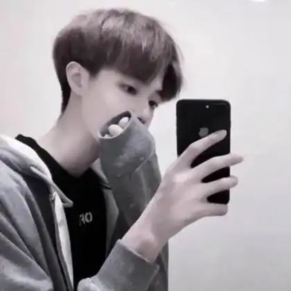 网络男神真人头像高清忧郁图片_男生头像_头像屋