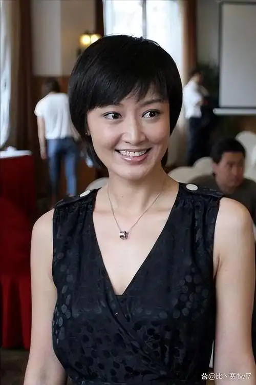 辞掉央视铁饭碗做演员有人爆火有人沦为十八线她最可惜