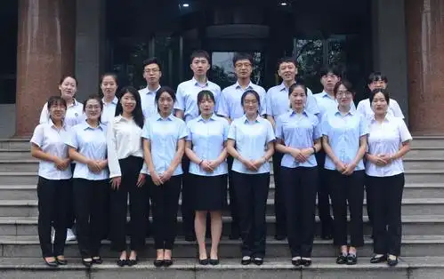 临汾分行为新员工举行入职仪式暨迎新座谈会