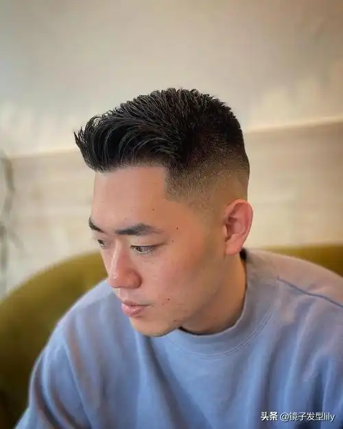 男士发型名称大全配图长发,2023最火最具人气的四种男士发型,剪完就是