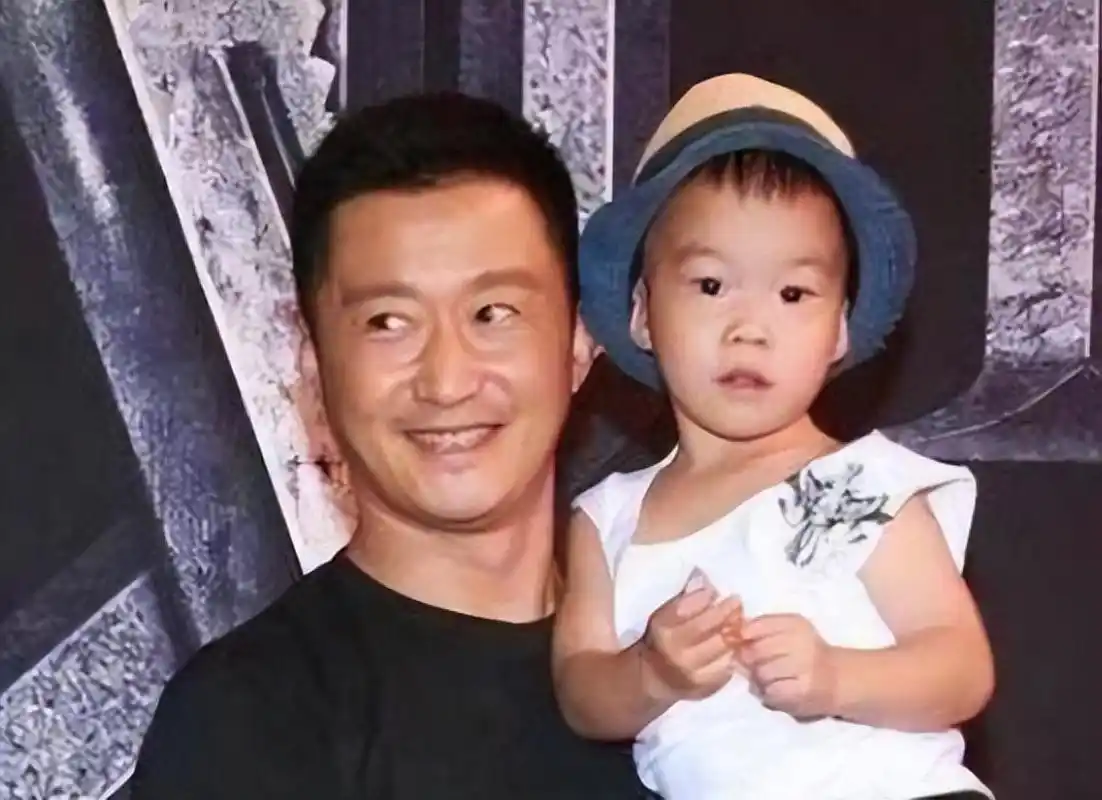 01吴京随意取名,啼笑皆非