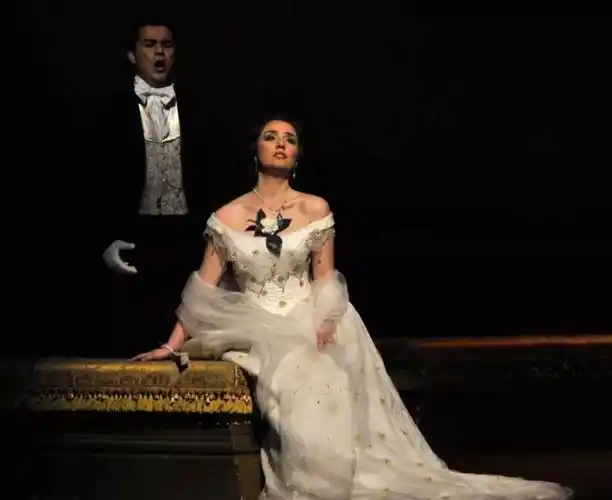 聆听古典 | 威尔第《茶花女》:西方歌剧中的流行金曲