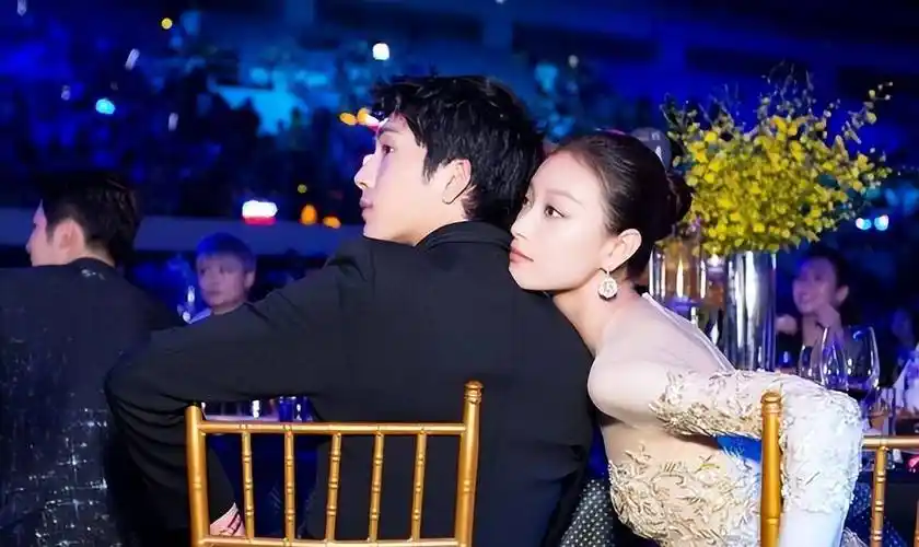 刘雯可以说是我们第一位真正的超模.