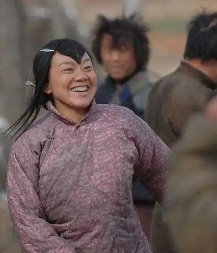 闫妮《斗牛》剧照