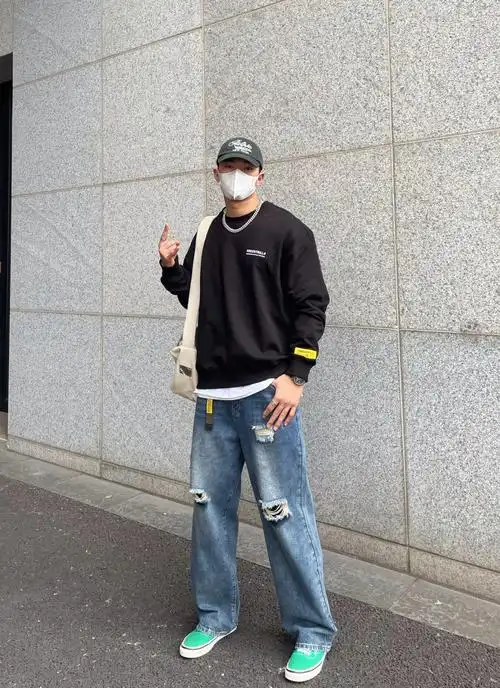 185175高壮男生休闲风穿搭也超帅