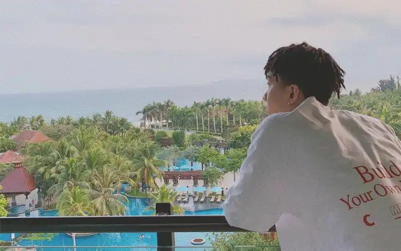 带你去未来tizzyt伴奏mv