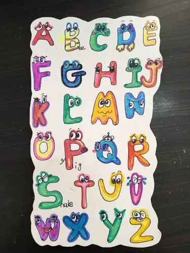 一二年级的创意字母秀