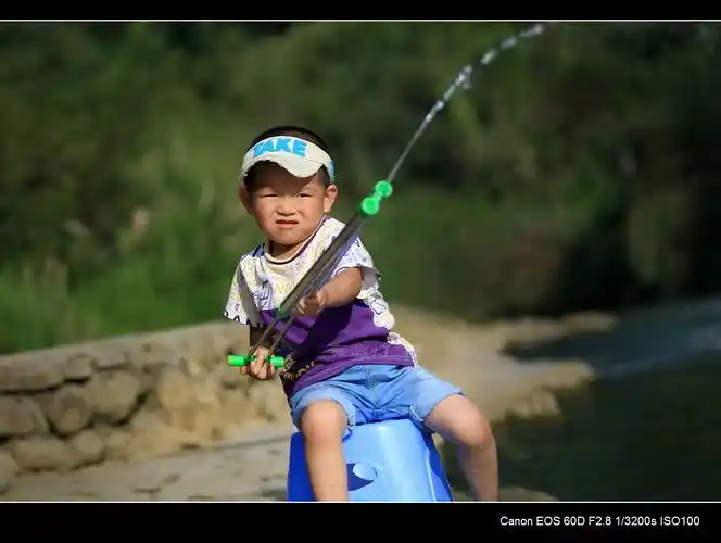 快乐童年--戏水