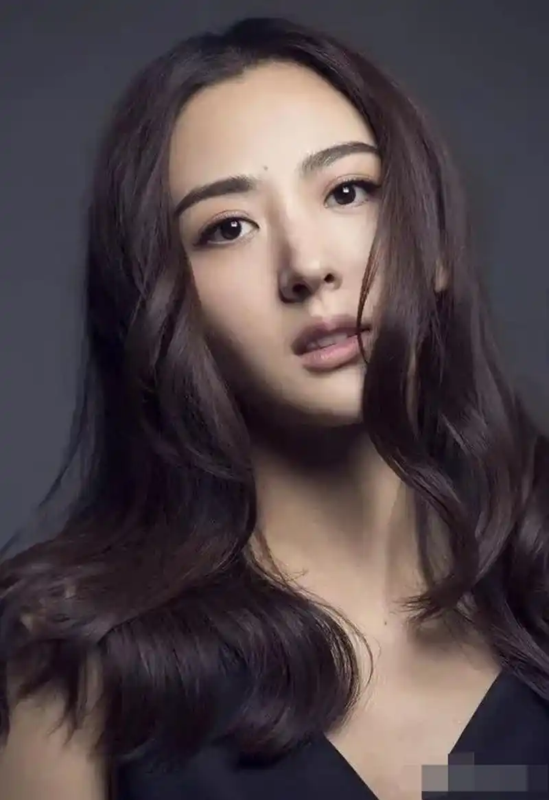 甘肃籍的九大美女演员,谁更漂亮? 1.