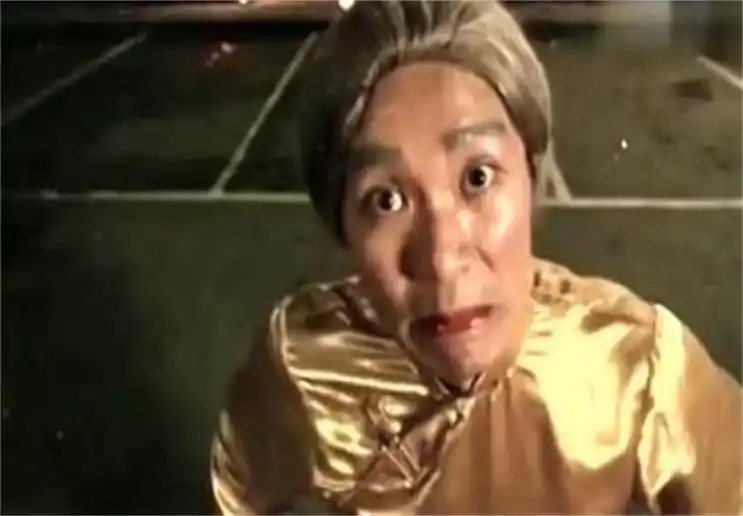 周星驰《百变星君》,致敬多部电影,你还记得那些镜头吗