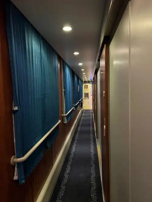 火车高级软卧车厢01