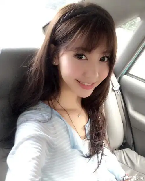 漂亮的自拍美女图片(上):哪个是你的菜