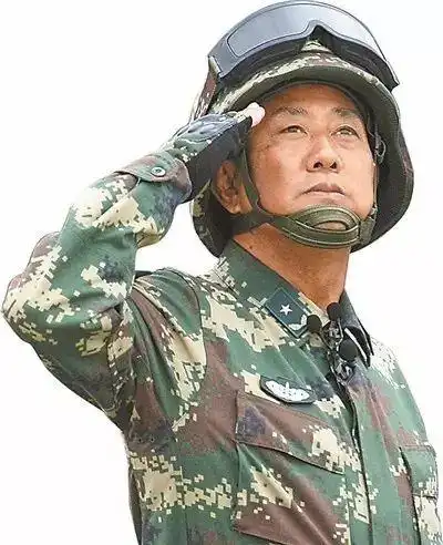 建设一支强大的现代化火箭军,"以作战的方式训练,以训练的方式作战"