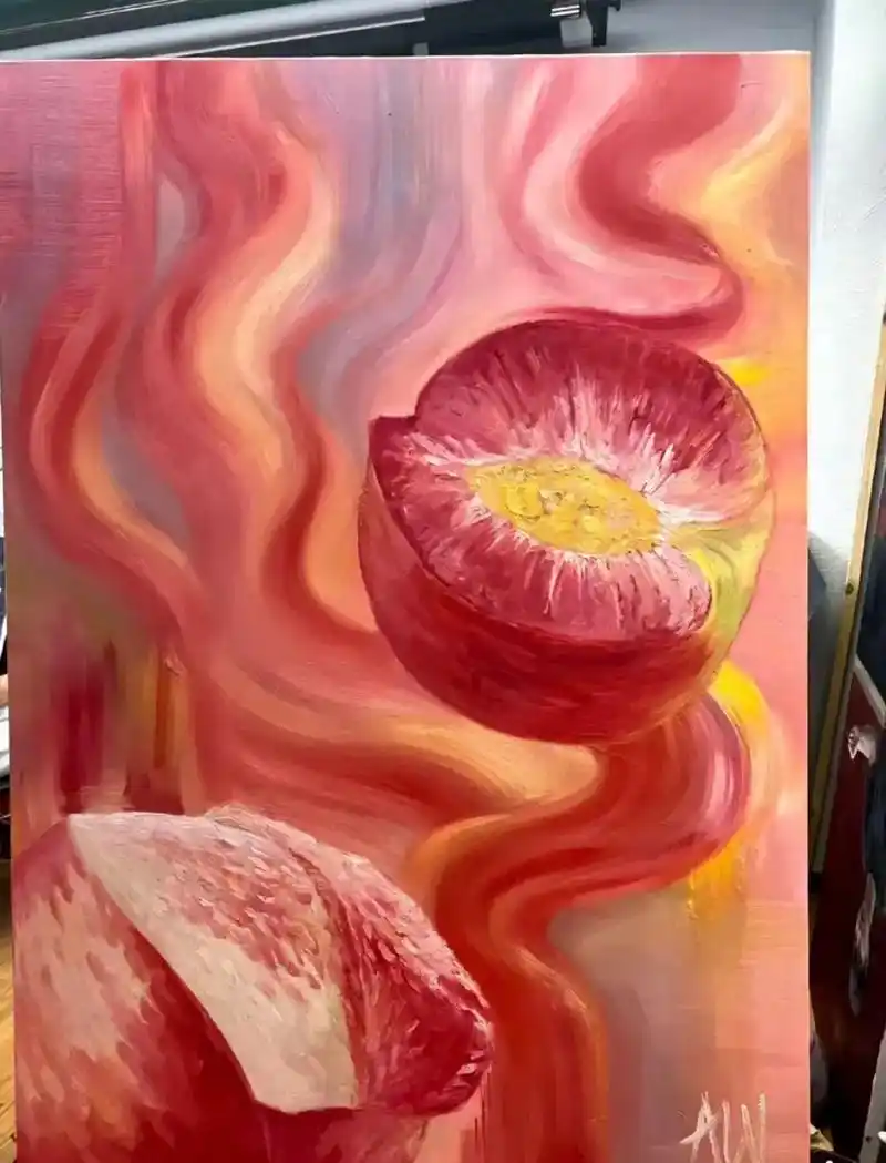 这是李湘的女儿王诗龄画的水蜜桃 这幅画在拍卖会上拍卖,至少可以拍出