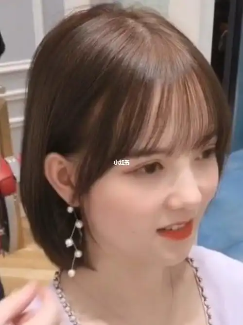 适合头发稀少女生的短发