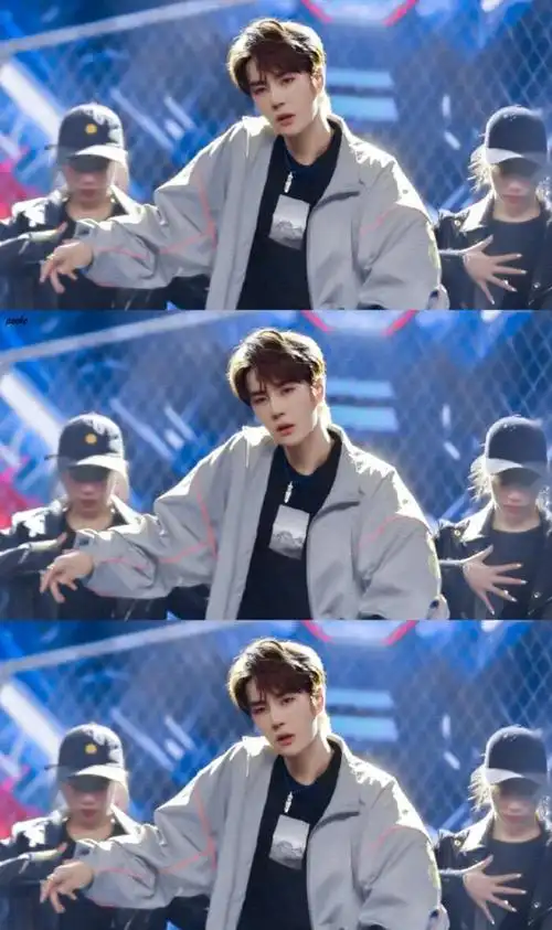 第十期「三格壁纸」论如何才能悄咪咪拐跑王一博