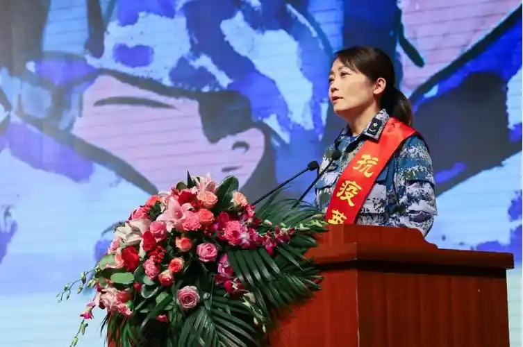 记海军军医大学第二附属医院护理处总护士长陈静