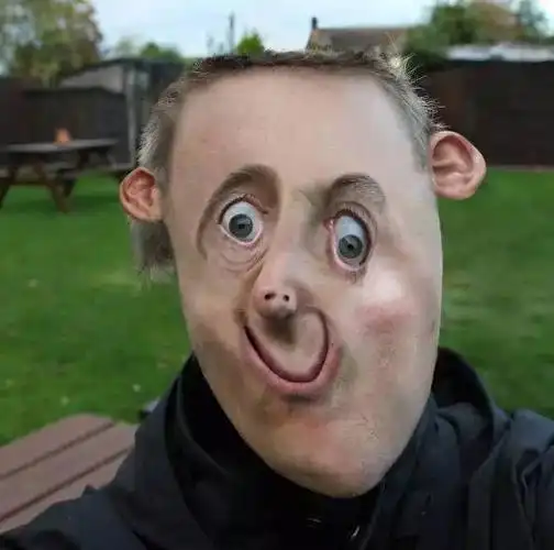 老爸把6岁儿子的画p成现实世界,画风炸裂简直笑疯!