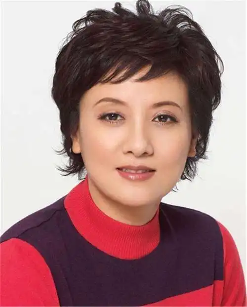 邓婕的前夫离婚后,如今身价上亿,再谈邓婕直言她自作自受