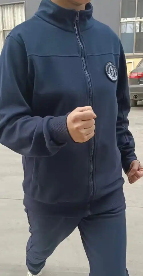 大理警察公安专用秋冬体能训练服-江苏六扇门警用装备有限公司