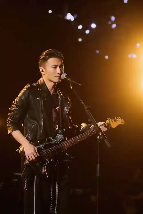 谢霆锋《中国好声音》强势出击,打造完美餐单战队