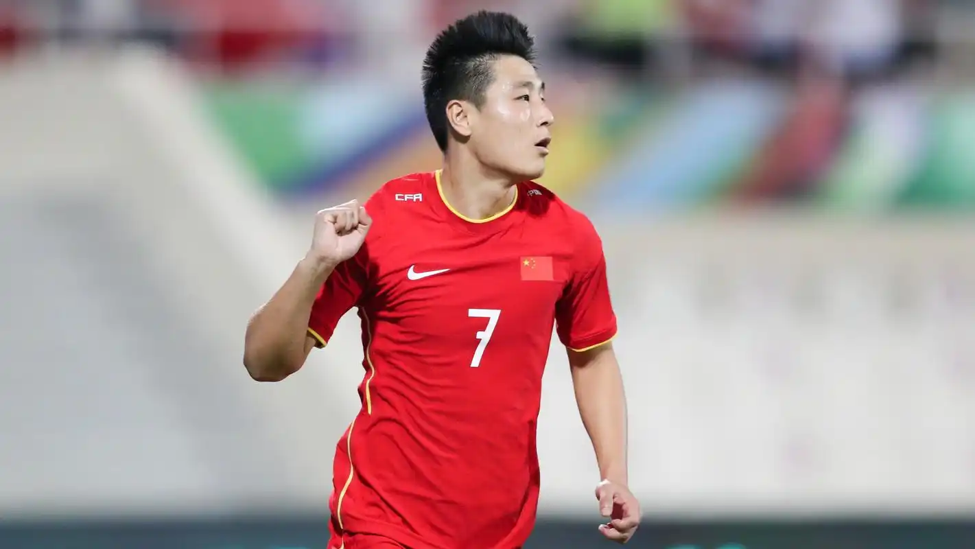 武磊当选亚足联周最佳球员