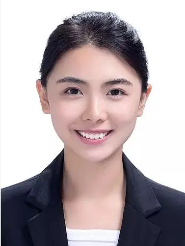 1,标准证件照小浪雨的商务外拍服务提供七种拍摄方案,可以满足您的