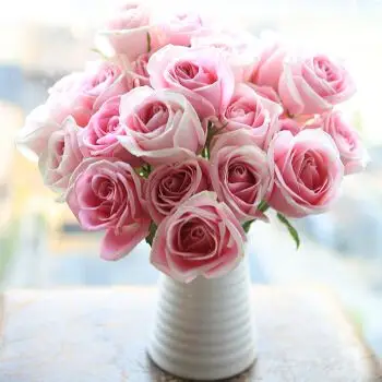 云南昆明基地直发七夕玫瑰花插花鲜花批发 一扎20支家用直供 玛利亚