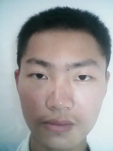 素颜没ps,能看得出来他是否花心吗?我想追他怎么办?