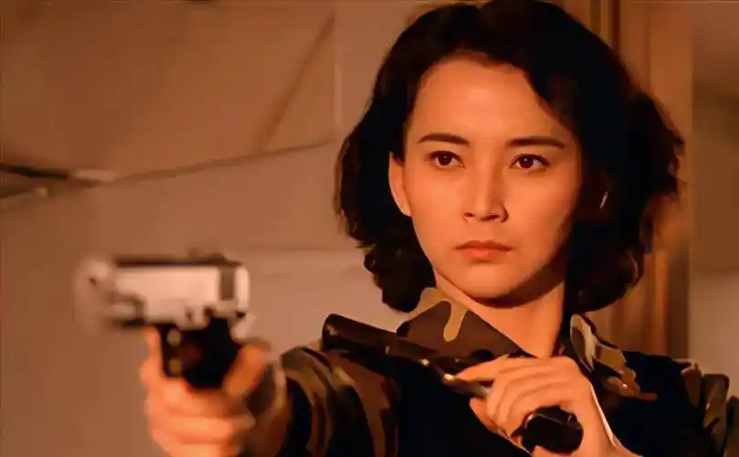 一代功夫女星与北联帮帮主的爱情故事_胡慧中_霸王花_电影