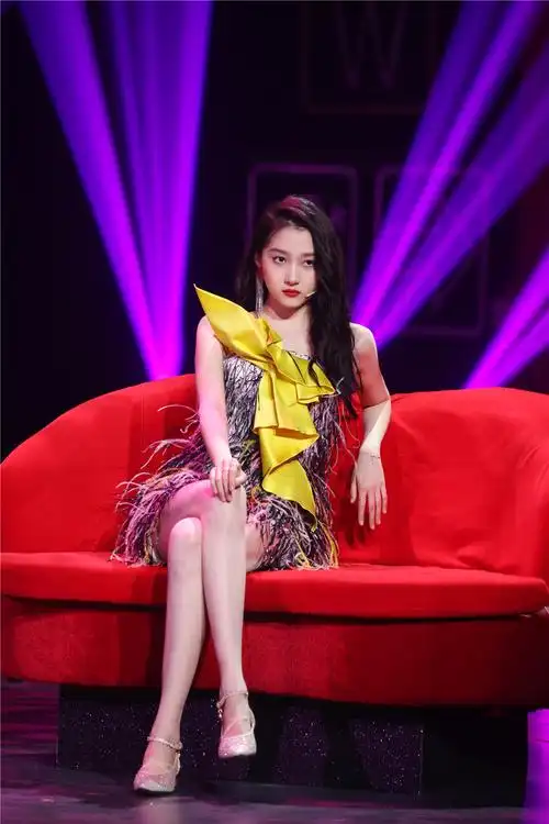 李宇春携练习生集结《王牌对王牌》,王牌家族6周年收官欢乐出击