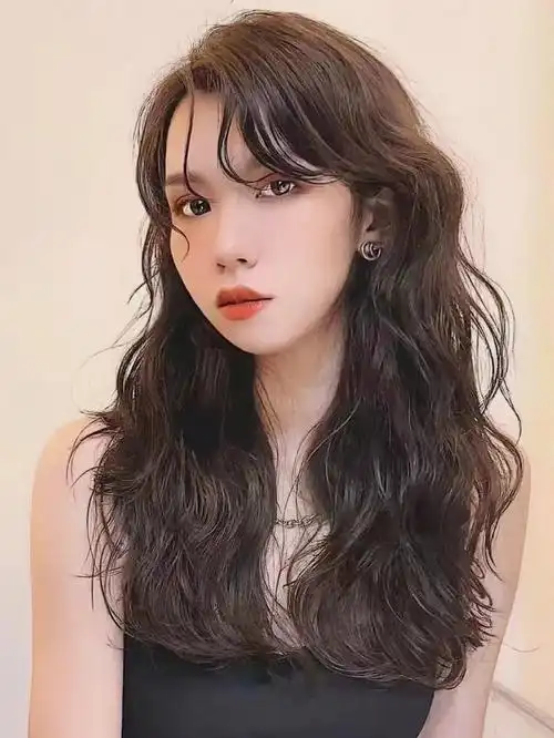 非常适合头发少的的发型