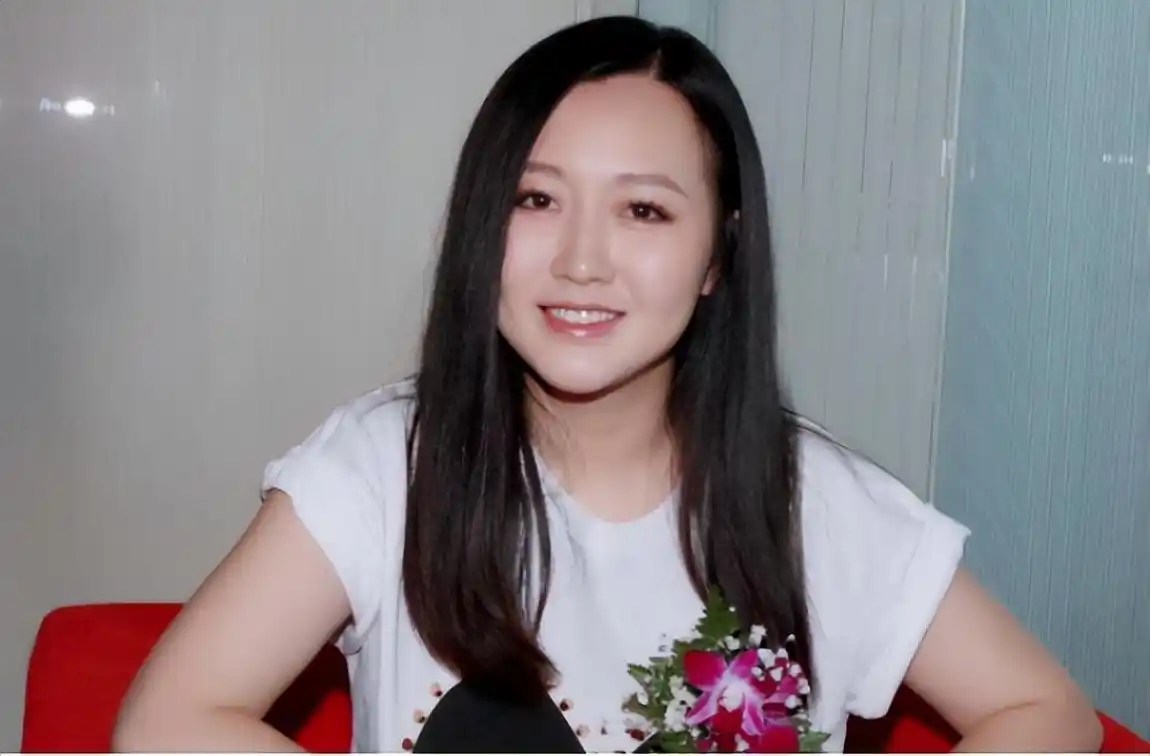 "豪门阔太"潘阳:潘长江唯一的女儿,拍戏不成意外嫁十亿豪门