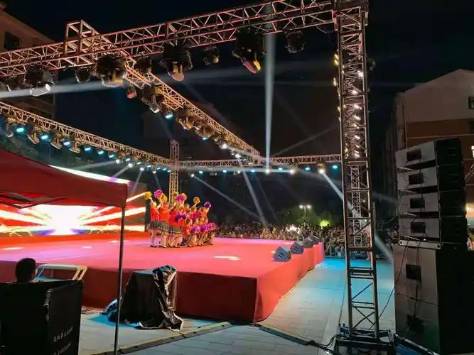 翩翩广场舞 唱响红歌会(二)——寨子社区携手济南电视台同庆建党98