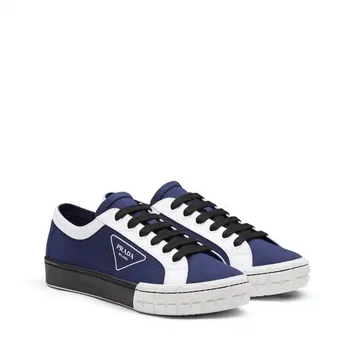 prada/普拉达 藏青色/白色 男士三角形徽标印花撞色运动鞋 2eg302_89c