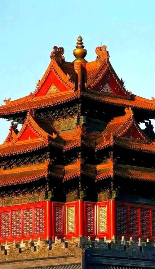 从建筑到诗词:中国对称美学的极致追求