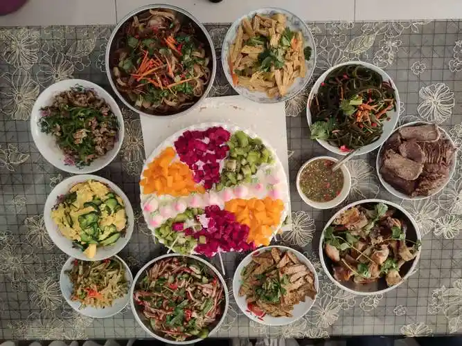 我为计生特殊家庭过生日-你笑起来真好看!