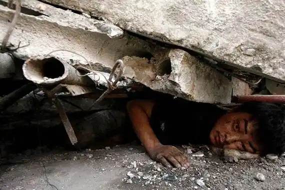 陈坚四川绵阳安县秀水人,地震发生的时候正在北川羌族自治县工作,地震