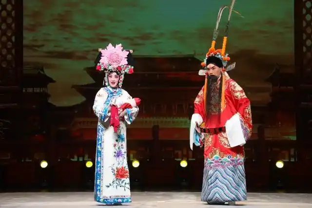 2月28日上午,浙江艺术职业学院实验剧场的舞台上,浙江京剧艺术中心