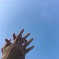 情侣手握在一起的图片 手握手情侣头像一对两张_微信头像图片大全