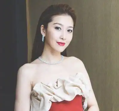 成名后没几年就换老婆,现前妻越来越美,自己45岁热度消退|傅程鹏|程愫