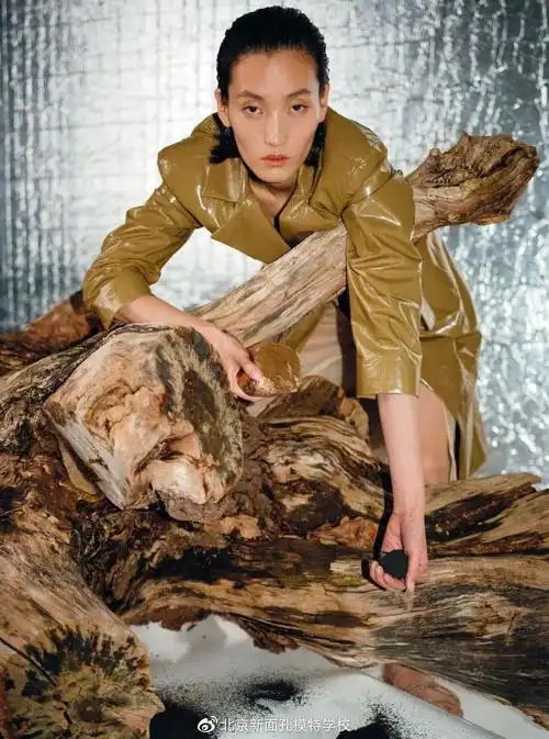 张丽娜最新杂志照,为你精准诠释超模的时尚表现力