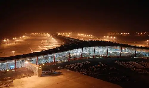 div style="text-align:center;"> 重庆江北国际机场t3航站楼  /div>