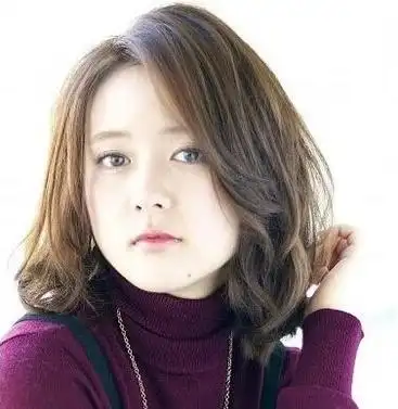 脸大脸大的女生适合什么发型