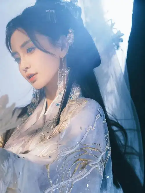 angelababy古装清冷感绝美古风写真自带清冷感