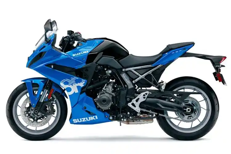 与属于 super sport 类细分市场的 gsx-r600 中量级跑车相比,新的 gsx