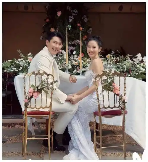 宋仲基新妻子凯蒂幸福假象探寻婚姻真相揭秘事实内情